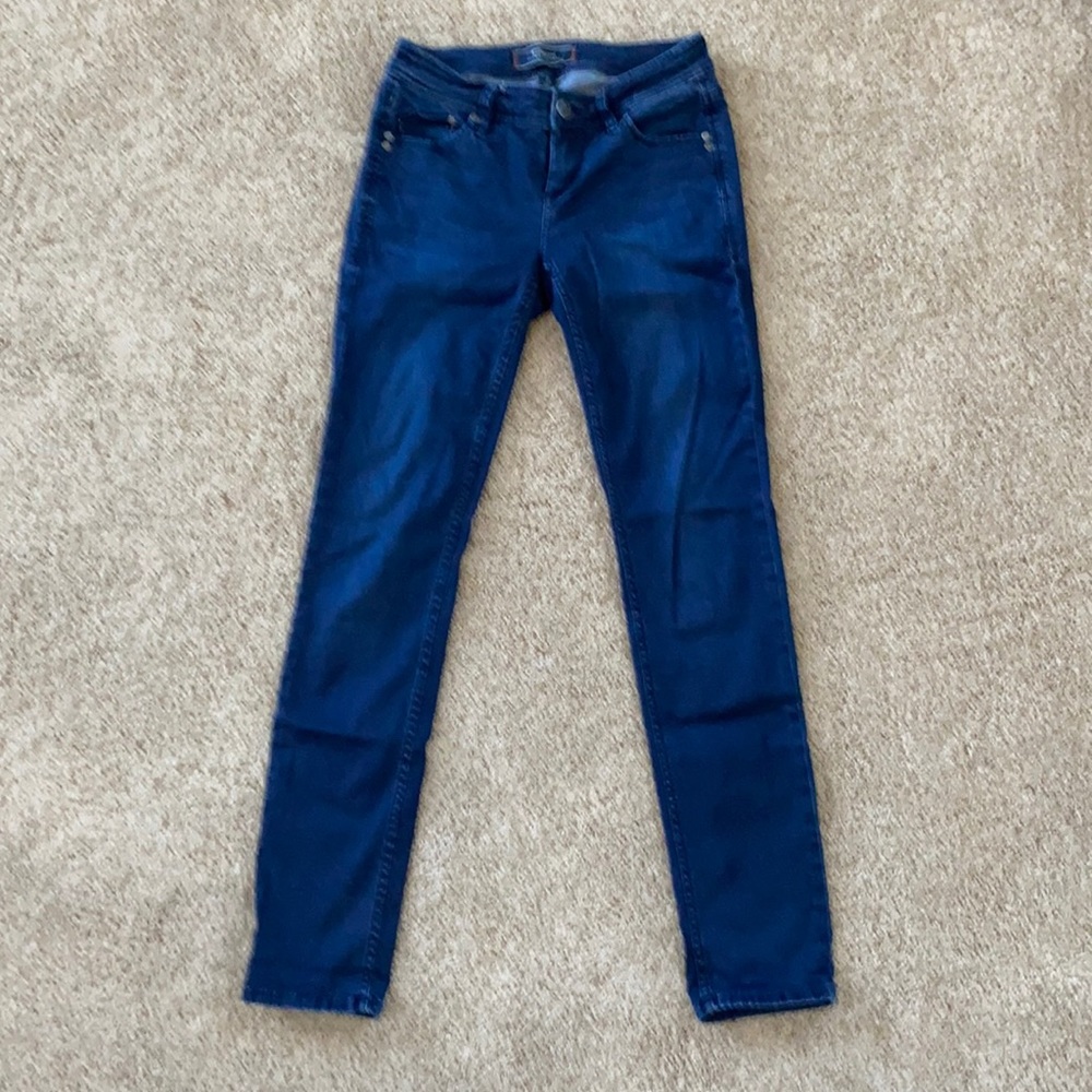 Tommy Bahama Denim Mid Rise Jean